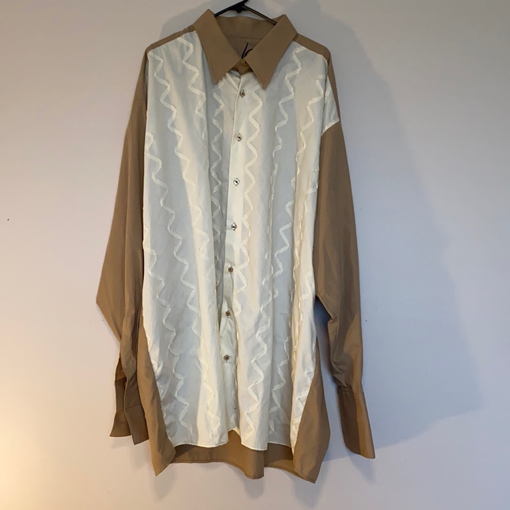 6X dress shirt w/ French cuff and pattern design